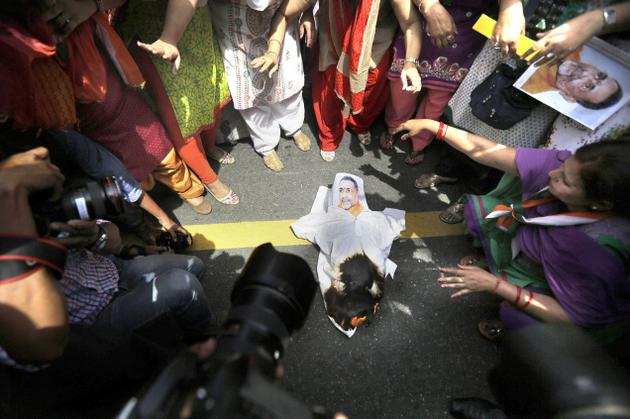 BLINK_DARKGIRL7_2368621g