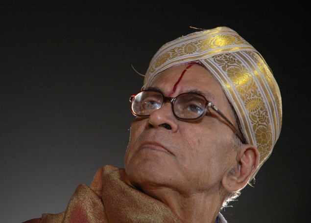 FL17MUSICIAN_P_B_S_1442860g